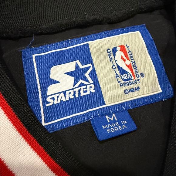 Vintage Chicago Bulls Starter Pullover Jacket  – Medium Black With White Letters - Picture 4 of 6